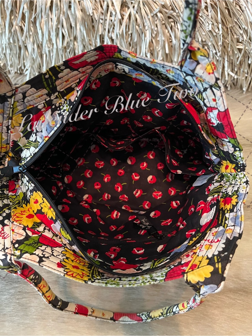 VERA BRADLEY Poppy Flelds 2010 Angle Tote Red Green Floral Y2K - Picture 10 of 13